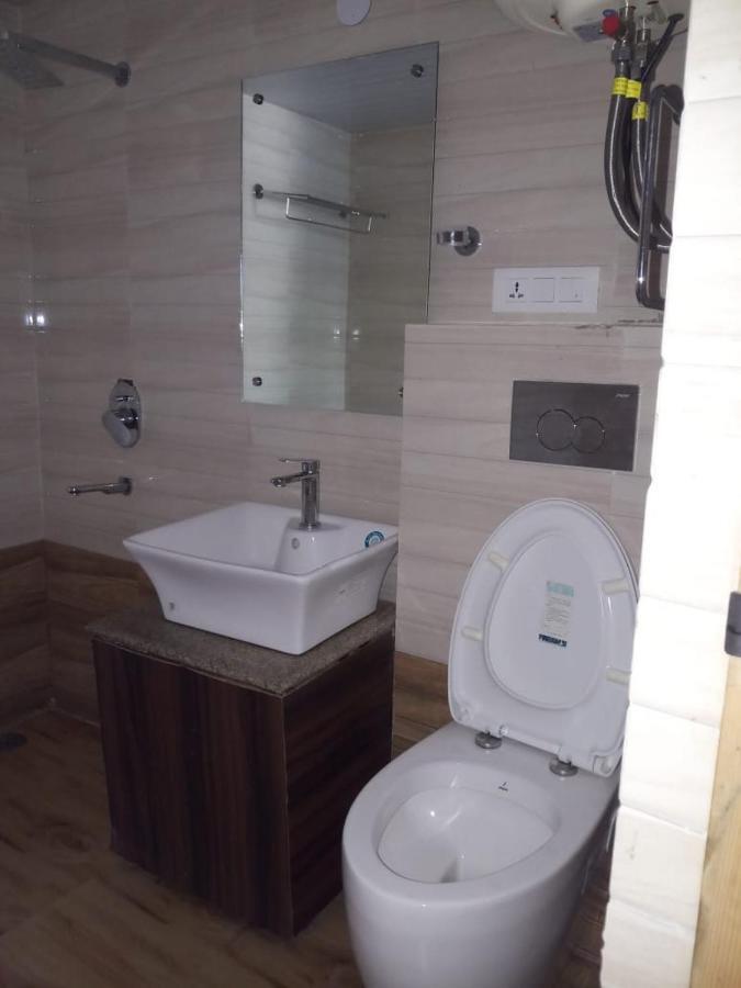 דלהאוזי Hotel Snow Ark Inn By Royal Collection מראה חיצוני תמונה