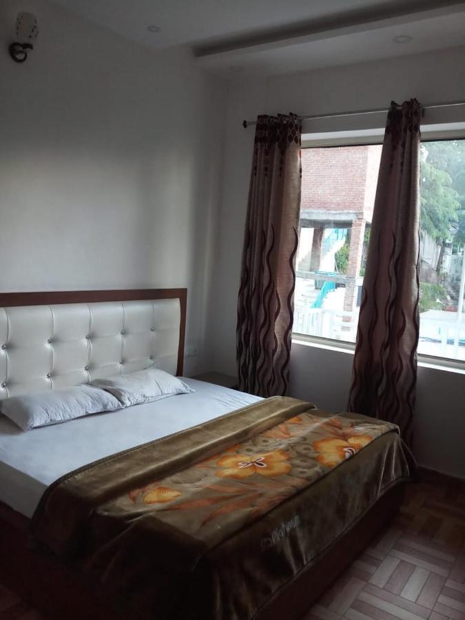 דלהאוזי Hotel Snow Ark Inn By Royal Collection מראה חיצוני תמונה
